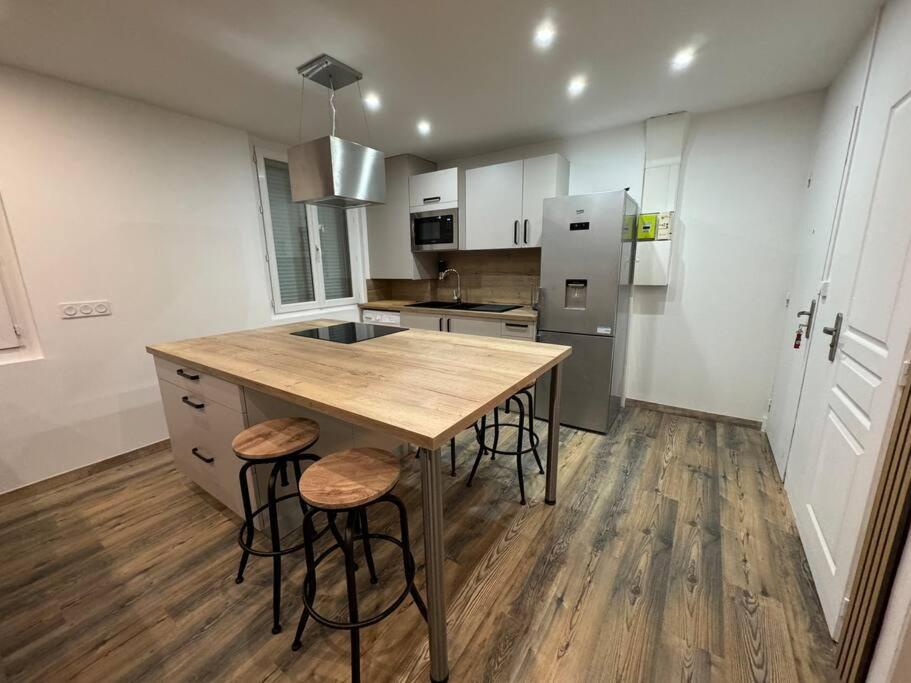 Appartement Cosy Roussillon  Ngoại thất bức ảnh